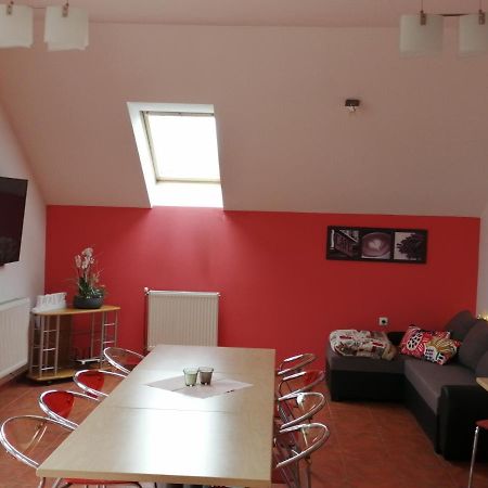 Ubytovani Kolonial Dolni Holetin Exterior foto
