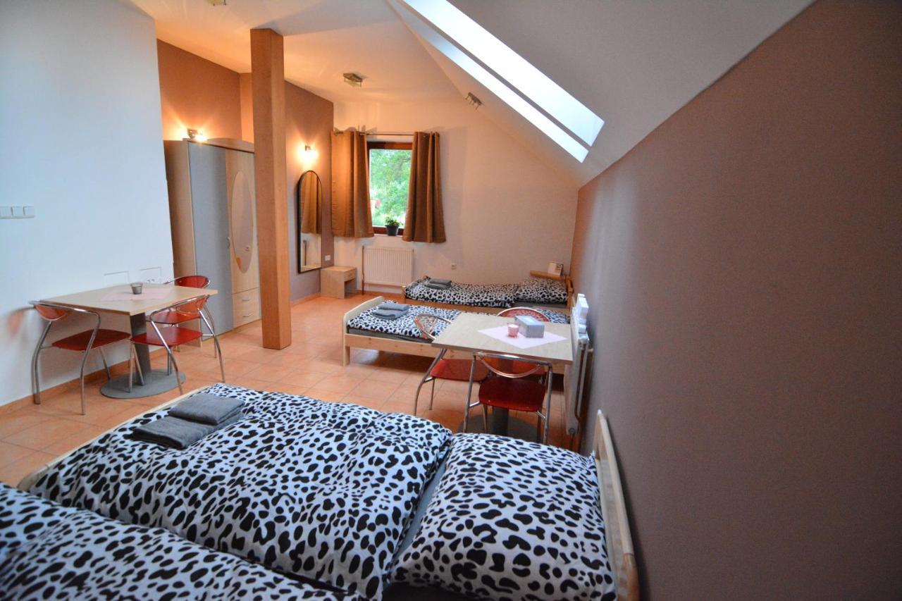 Ubytovani Kolonial Dolni Holetin Exterior foto